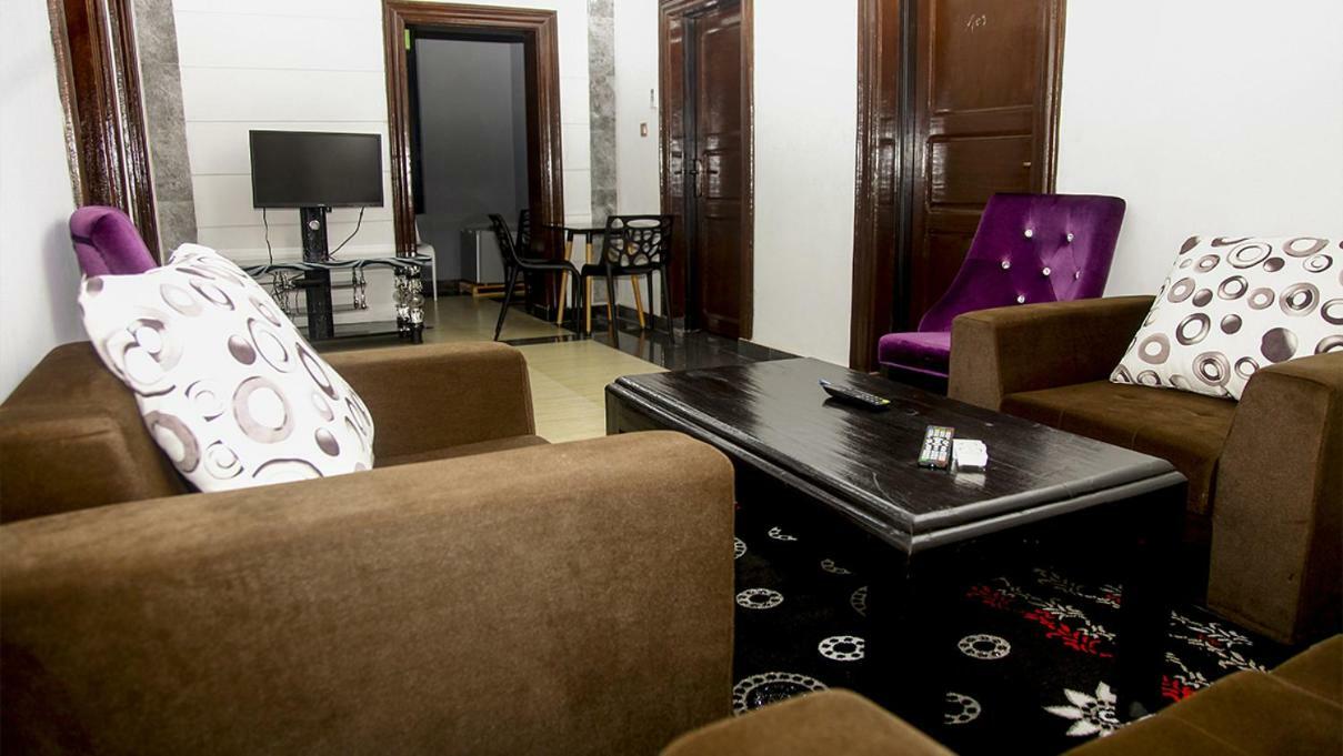 Hotel Kangaroo Bujumbura Exteriör bild